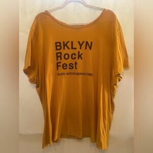 Forever 21 Yellow-Orange Brooklyn Rock Music Fest T-shirt.  Size 3X. EUC!
